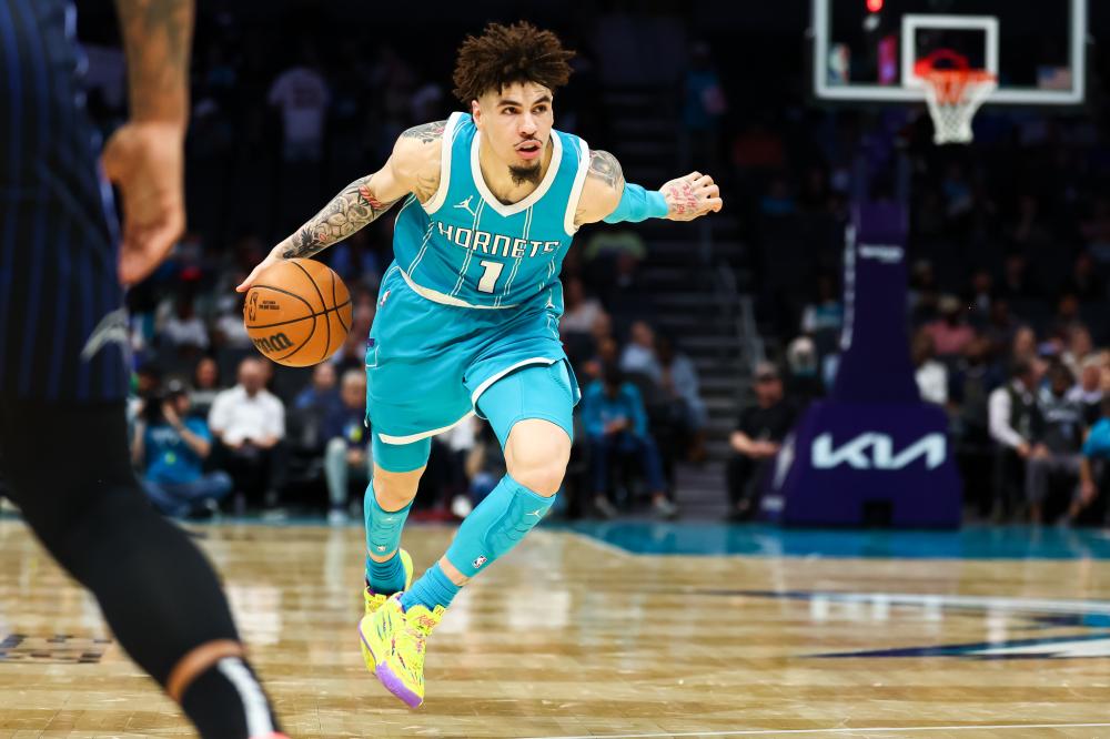 相当亮眼 相当亮眼