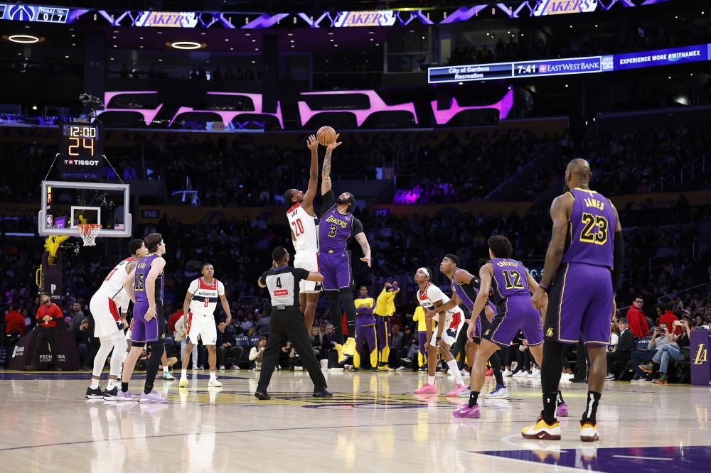 赫伊森在某 赫伊森在某