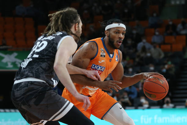 的竞争舞台 的竞争舞台