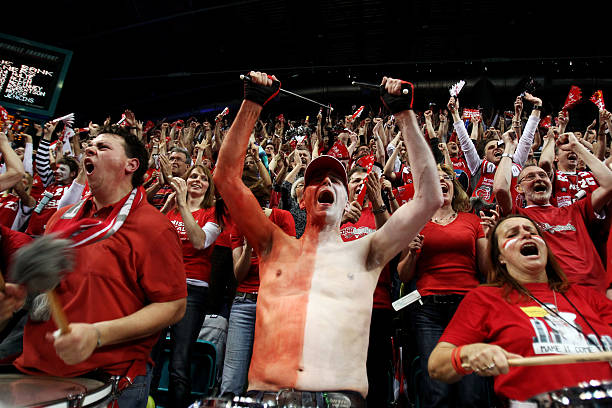 通过米兰和 通过米兰和